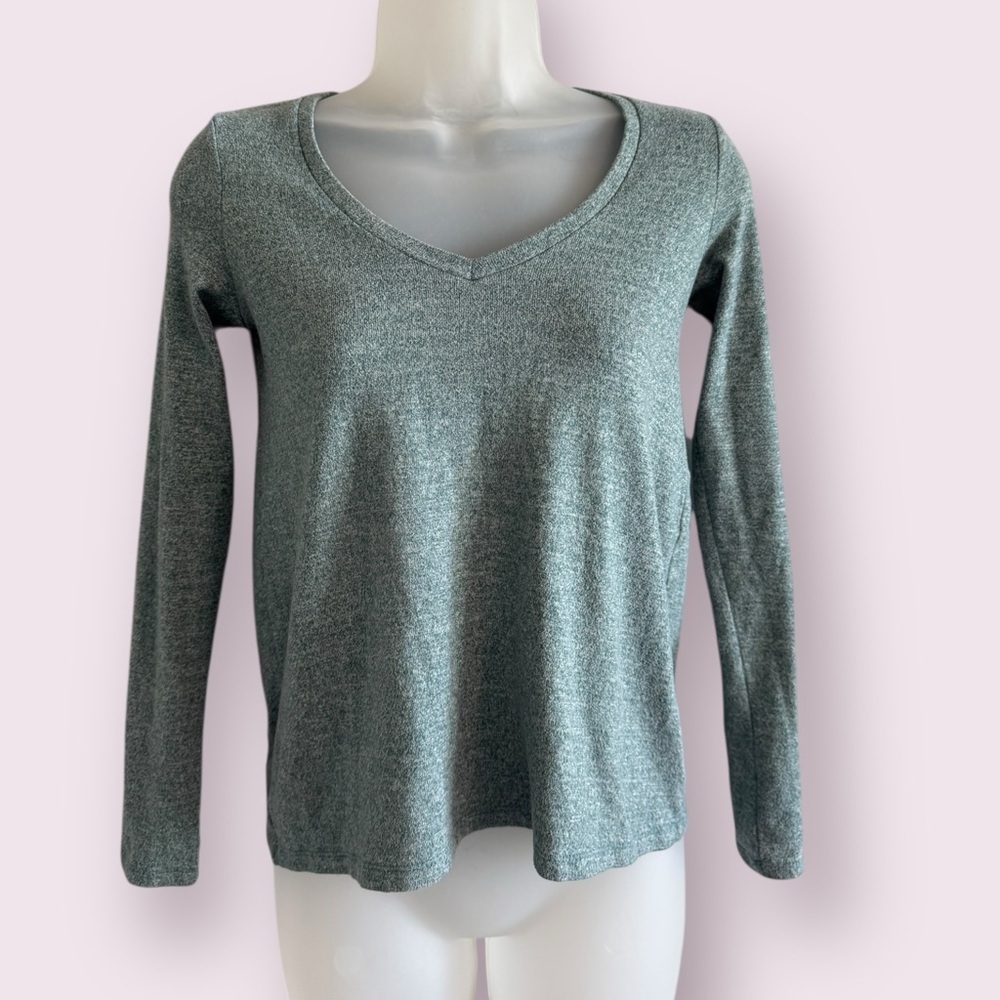 American Eagle Soft & Sexy Green V-Neck Long Sleeve Top XS